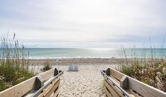 121 Sound Dr, Atlantic Beach, NC 28512