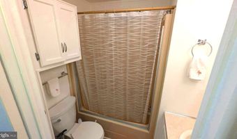 273 WOODHAVEN Ct, Berlin, MD 21811