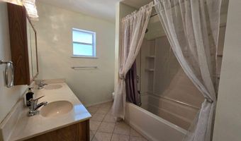 5002 Los Nogales Dr, Carlsbad, NM 88220