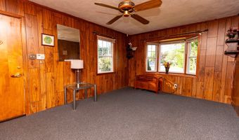 302 E Pasadena Pl, Bridgeport, CT 06610