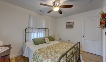46 Ashford Lake Dr, Ashford, CT 06278