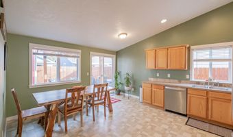 4009 NE Somerset Dr, Albany, OR 97322