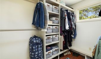 4 Wabasso Ter, Middletown, RI 02842