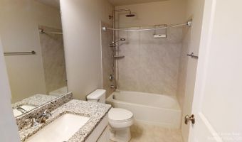 2794 Ashcombe Dr, Ann Arbor, MI 48105