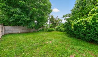 386 Division St, Amsterdam, NY 12010