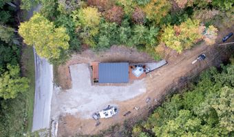 576 Pine Grove Rd, Beattyville, KY 41311