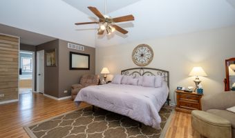 541 N 4th Ave, Addison, IL 60101