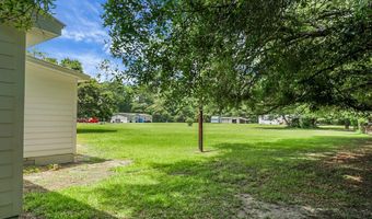 1393 Harristown Rd, Bonneau, SC 29431