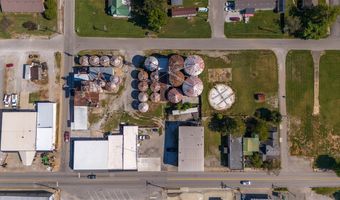 134 S Main St, Adairville, KY 42202