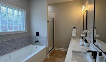 409 Brighton Ct, Brandon, MS 39047