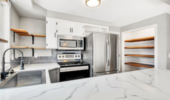 6781 F St, Springfield, OR 97478