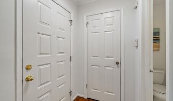 5914 LANGTON Dr, Alexandria, VA 22310