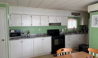 6 G St, Bangor, ME 04401