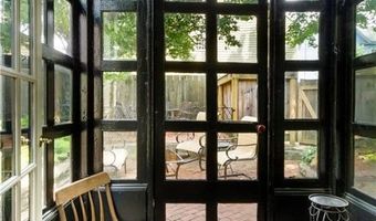 26 Thames St, Newport, RI 02840