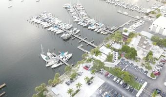 916 BUNKER VIEW Dr, Apollo Beach, FL 33572