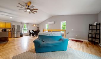 82 Parkey Rd, Barnstead, NH 03218