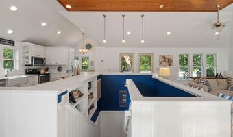 114 N Bald Head Wynd, Bald Head Island, NC 28461