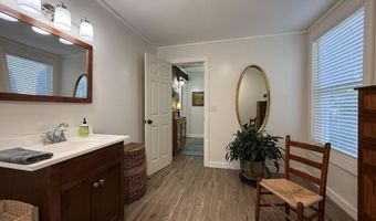 33 Union St, Bath, ME 04530