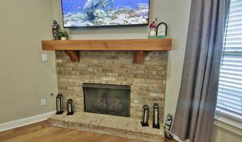 402 S CHINKAPIN Dr, Atoka, TN 38004