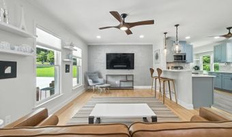 184 Cold Creek Dr, Alpharetta, GA 30009