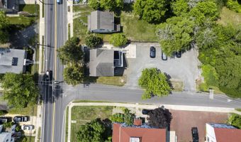 369 N Main St, Barnegat, NJ 08005