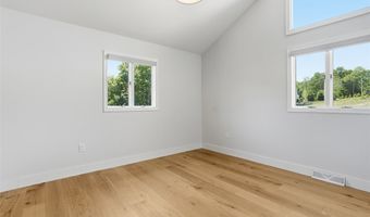2420 Thomas Dr, Allison Park, PA 15101
