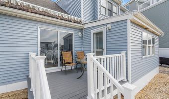 3 Drake Dr, Bayville, NJ 08721