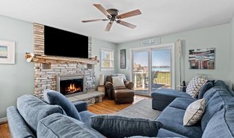 11256 SE Torch Lake Dr, Alden, MI 49612
