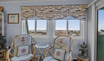 301 Commerce Way 301, Atlantic Beach, NC 28512