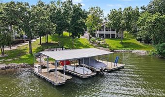 1066 Lake Viking Ter, Altamont, MO 64620