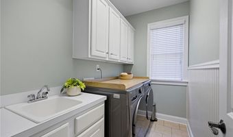 3066 Haynes Trl, Alpharetta, GA 30022