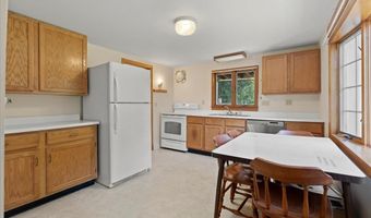 106 Putnam St, Bennington, VT 05201