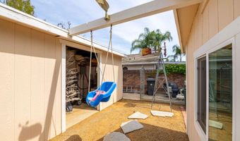 5879 Wheelhouse Ln, Agoura Hills, CA 91301