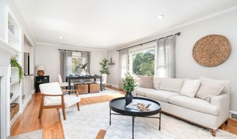 931 Hickory Nut St, Charlotte, NC 28205