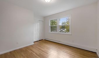 20 Dogwood Dr, Allendale, NJ 07401