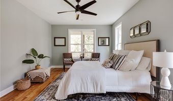 290 Hodgson Dr, Athens, GA 30606