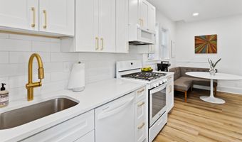 1 S Delancy Pl, Atlantic City, NJ 08401