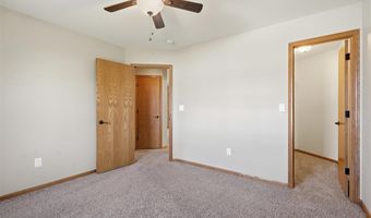 89 Cardinal Ave, Atkins, IA 52206