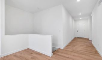 453 Rosedale Ter, Ballwin, MO 63021