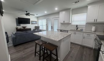 4060 Cardinal St, Bay St. Louis, MS 39520
