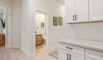 5150 Frost Ave, Carlsbad, CA 92008