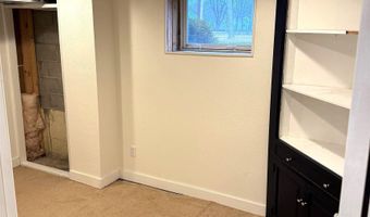 121 N Woodworth St, Algona, IA 50511