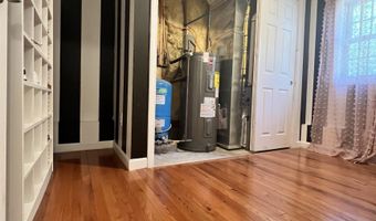19 W Shore Ave, Manchester, NH 03109