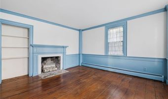 73 Thames St 1, Newport, RI 02840