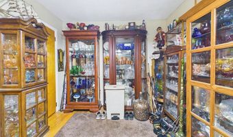 26 Pershing Ave, Acushnet, MA 02743