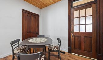 107 W High St, Ashley, OH 43003