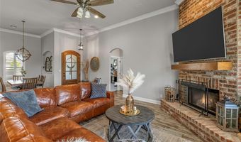 305 Cameron Cir, Benton, LA 71006