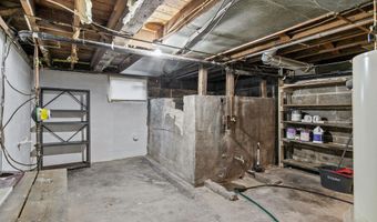 1600 N SUPERIOR St, Appleton, WI 54911