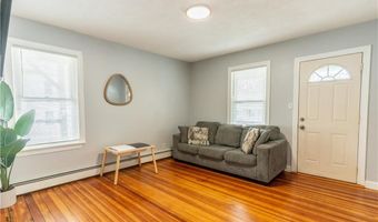 131 Roma St, East Providence, RI 02914