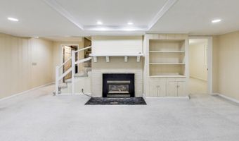 9326 W PARKHILL Dr W, Bethesda, MD 20814
